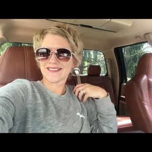 Meet your Posher, Lori